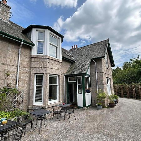 Crannach House Bed And Breakfast And Self Catering Apartments Ballater Exterior photo