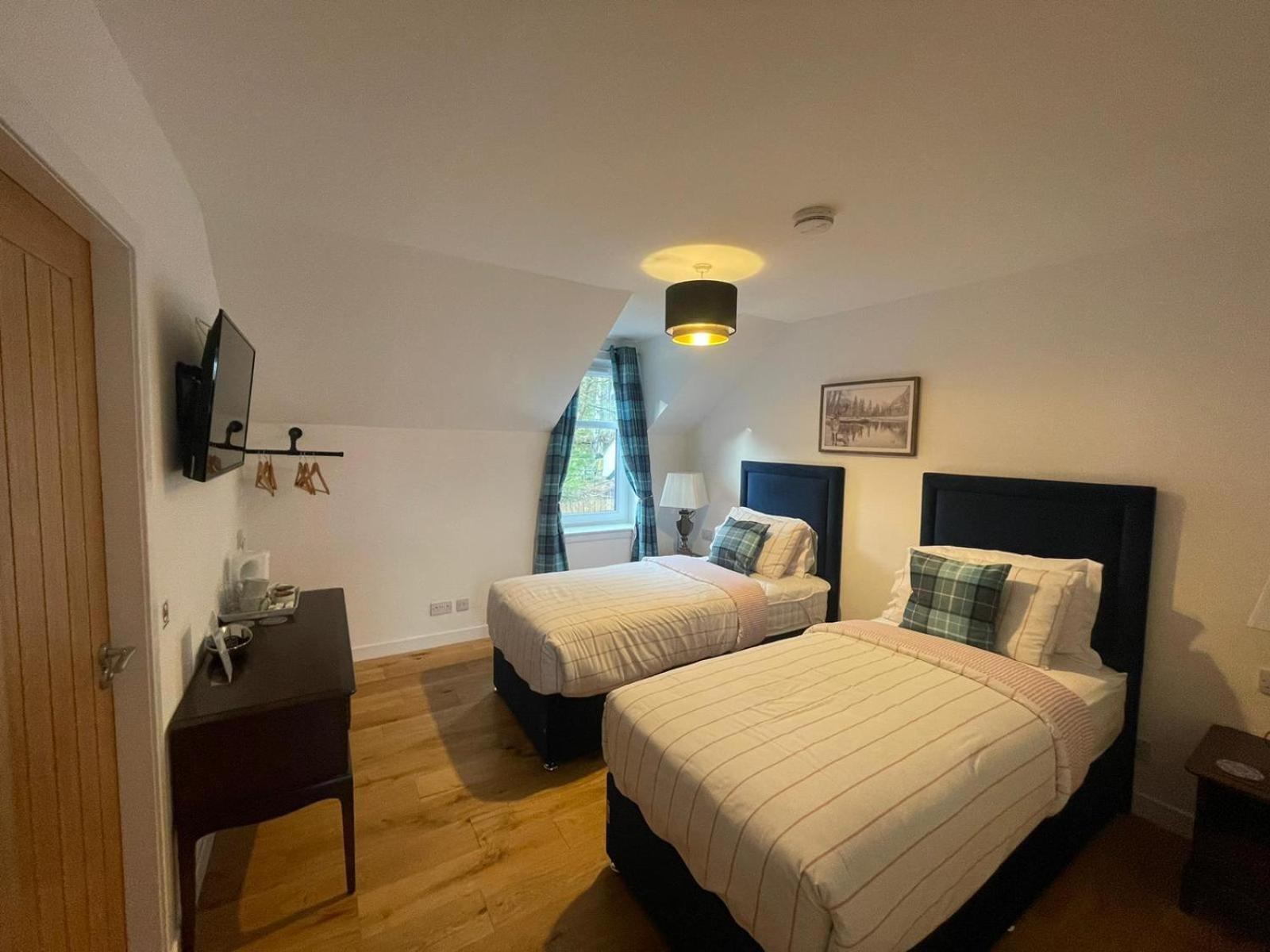 Crannach House Bed And Breakfast And Self Catering Apartments Ballater Exterior photo